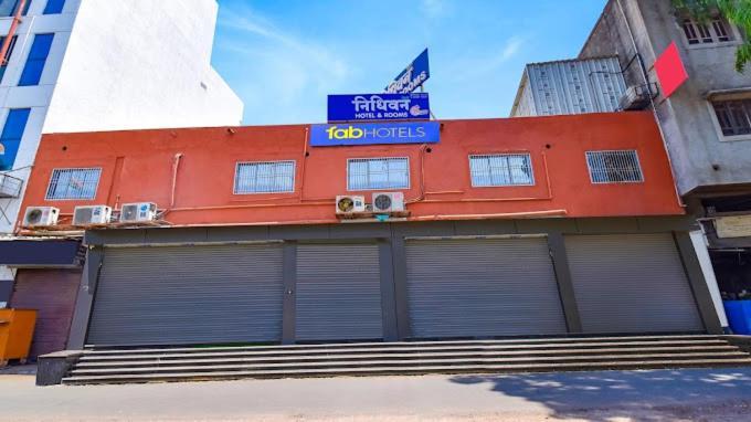 Fabhotel Nidhivan, Udhna Junction Surat Bagian luar foto